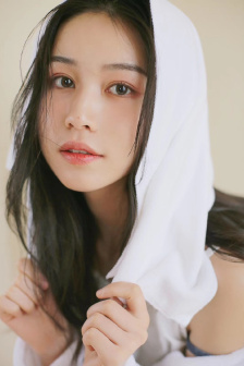 透明时装发布会